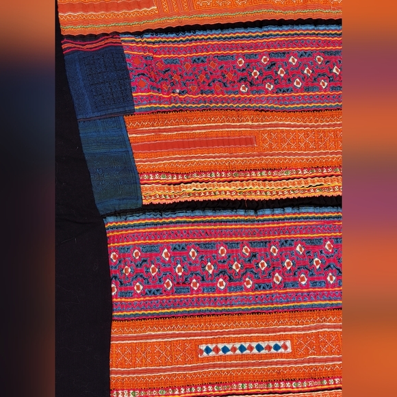 Vintage Blanket South East Asia Hand Embroidered Batik Textile Indigo Dyed 1970s - Picture 7 of 7